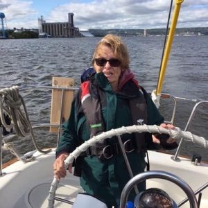 Meet your Posher, Bonita